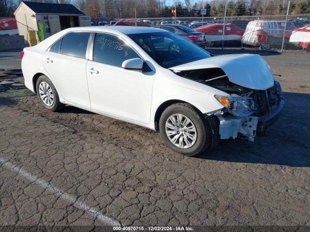 Toyota CAMRY LE 2014 4T4BF1FK1ER418087 Image 1