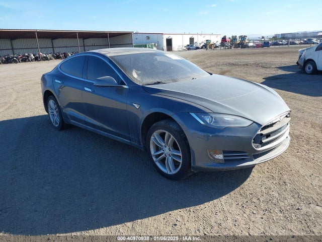 2013 TESLA MODEL S 5YJSA1CG9DFP09733 Photo 0