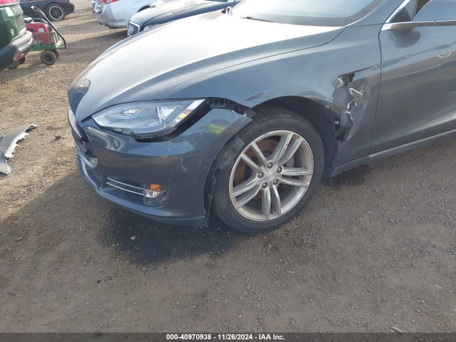 2013 TESLA MODEL S 5YJSA1CG9DFP09733 Photo 5