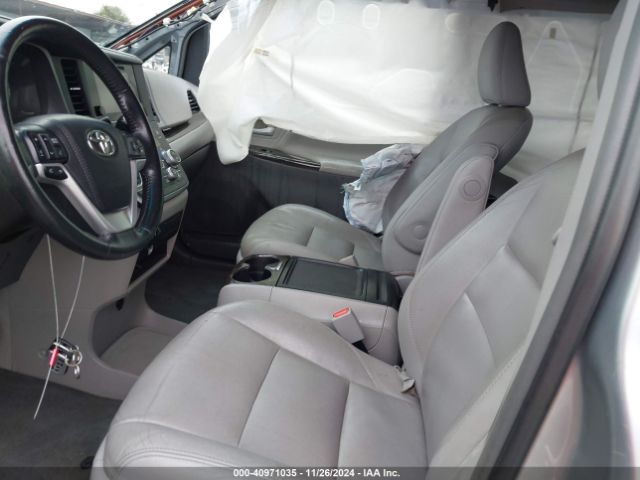 5TDYK3DC7FS578640 Toyota Sienna Xle/limited