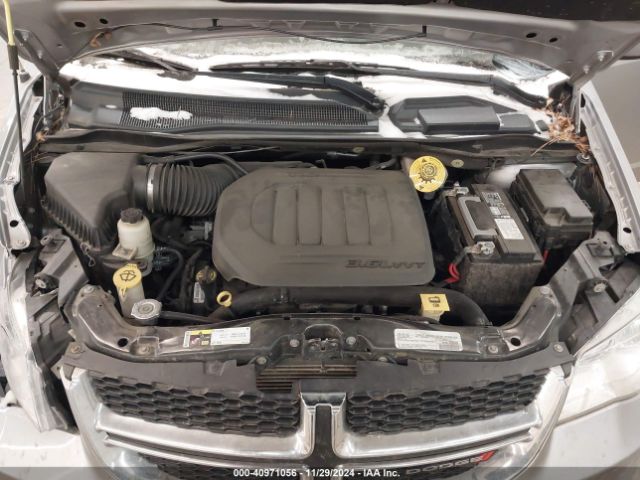 2C4RDGCG3KR760932 Dodge Grand Caravan Sxt