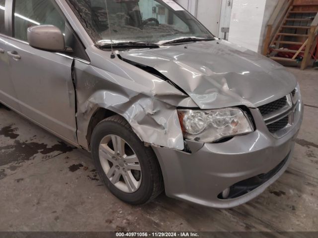 2C4RDGCG3KR760932 Dodge Grand Caravan Sxt