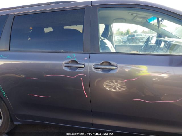 5TDKK3DC9FS568844 Toyota Sienna Le 8 Passenger