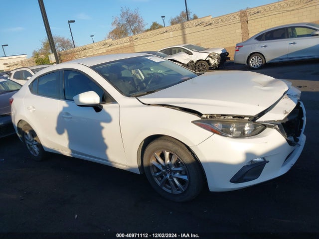 Mazda Mazda3 I Touring 2014 JM1BM1V70E1150197 Image 13