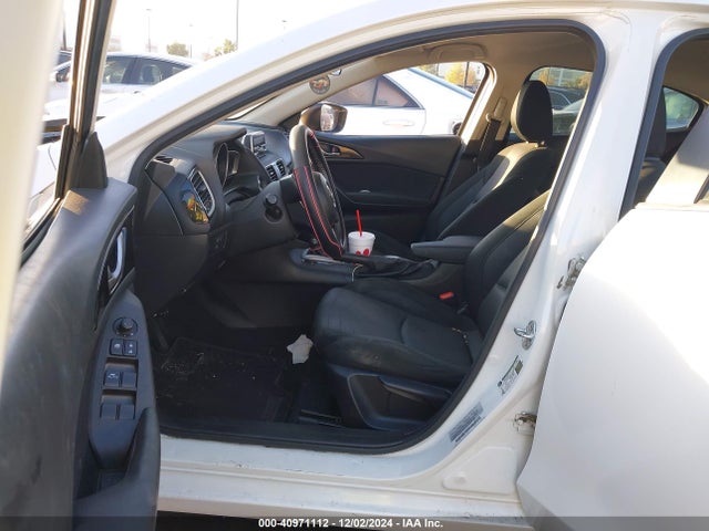 JM1BM1V70E1150197 Mazda Mazda3 I Touring