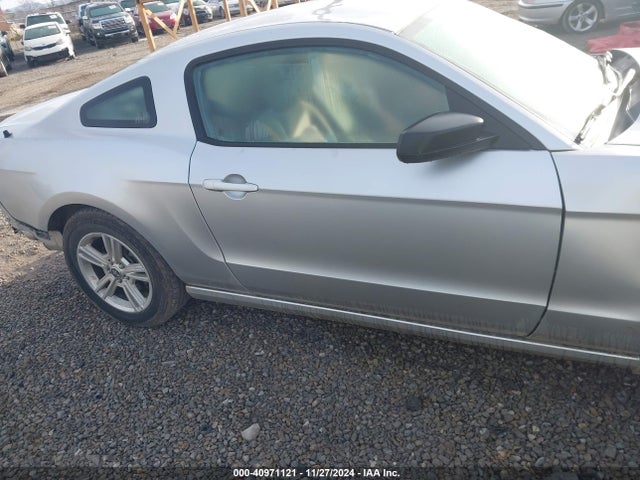 Ford Mustang V6 2014 1ZVBP8AM4E5211777 Image 13