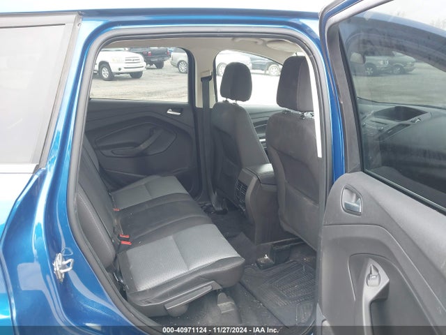 Ford ESCAPE SE 2017 1FMCU9GD1HUC93583 Image 8