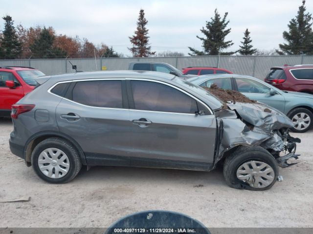 JN1BJ1CV4LW279217 Nissan Rogue Sport S Fwd Xtronic Cvt