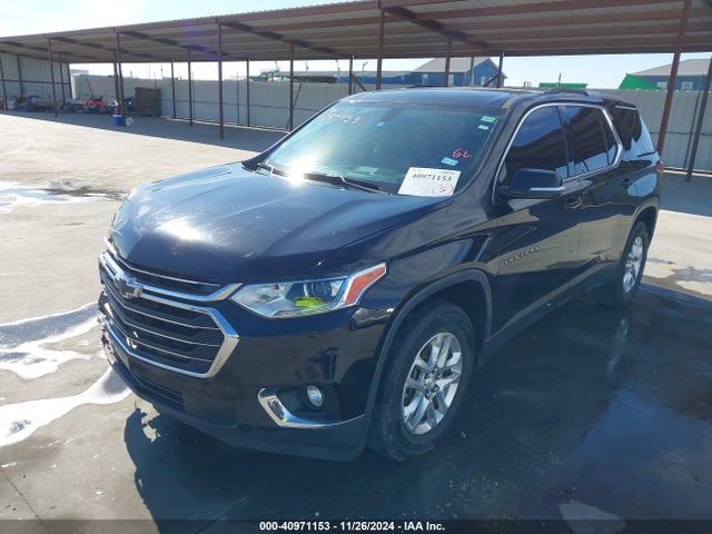 Chevrolet Traverse 1lt 2018 1GNERGKW6JJ220834 Image 2