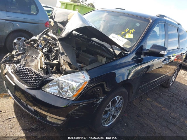 KIA SEDONA LX 2014 KNDMG4C79E6540254 Image 2