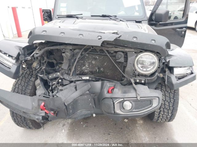 1C4HJXFG2JW110933 Jeep Wrangler Unlimited Rubicon 4x4