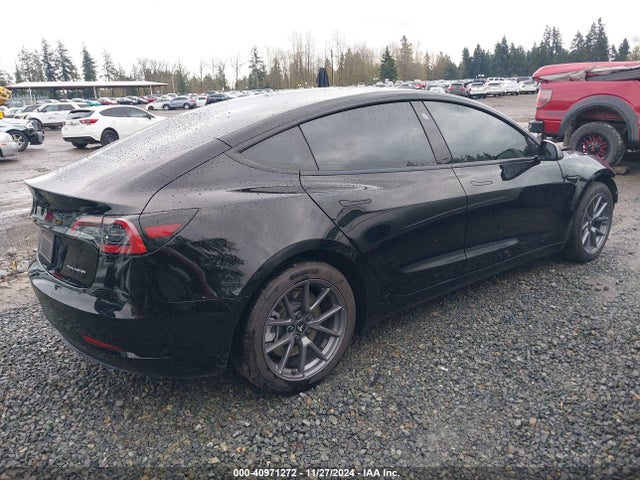 2023 TESLA MODEL 3 5YJ3E1EB5PF661288 Photo 3