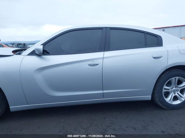 2C3CDXBG2LH110945 Dodge Charger Sxt Rwd