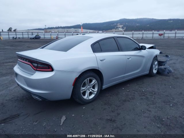 2C3CDXBG2LH110945 Dodge Charger Sxt Rwd