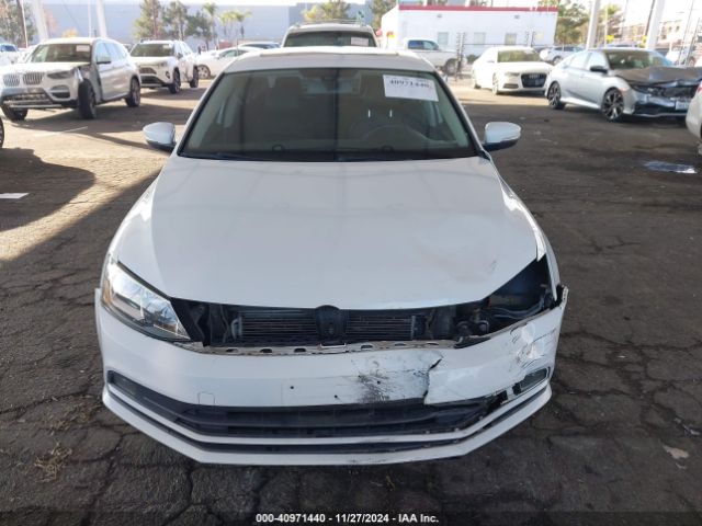 3VWL17AJ9GM264123 Volkswagen Jetta 1.8t Sel
