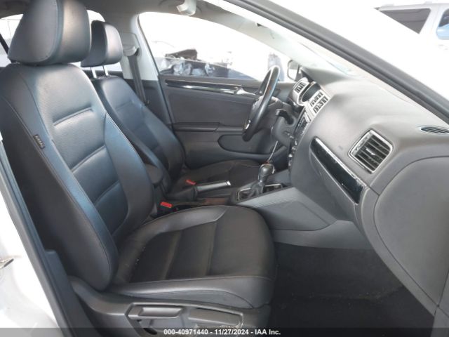 3VWL17AJ9GM264123 Volkswagen Jetta 1.8t Sel