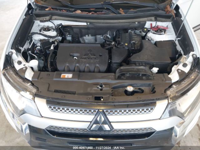 2020 MITSUBISHI OUTLANDER JA4AZ3A39LZ037983 Photo 9