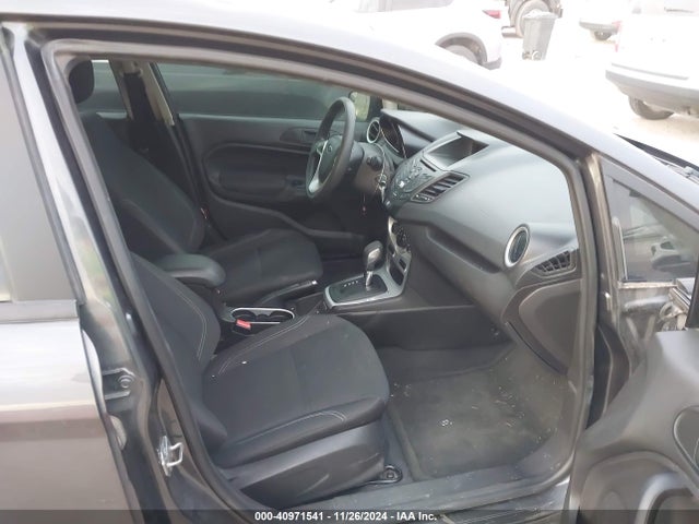 Ford FIESTA SE 2018 3FADP4EJ3JM132387 Image 5