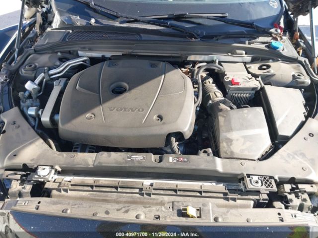 7JRA22TK8LG066221 Volvo S60 T6 Momentum