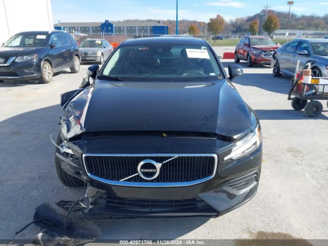 7JRA22TK8LG066221 Volvo S60 T6 Momentum