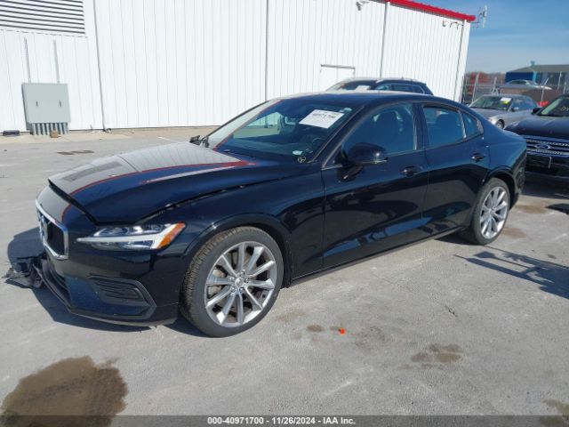 7JRA22TK8LG066221 Volvo S60 T6 Momentum
