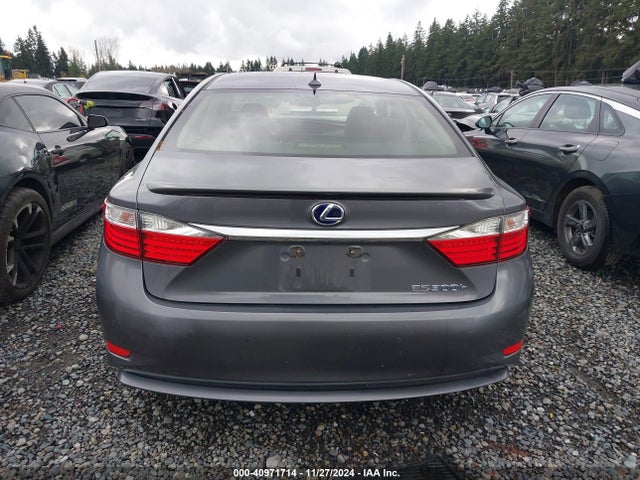 JTHBW1GG8E2058254 Lexus ES 300H