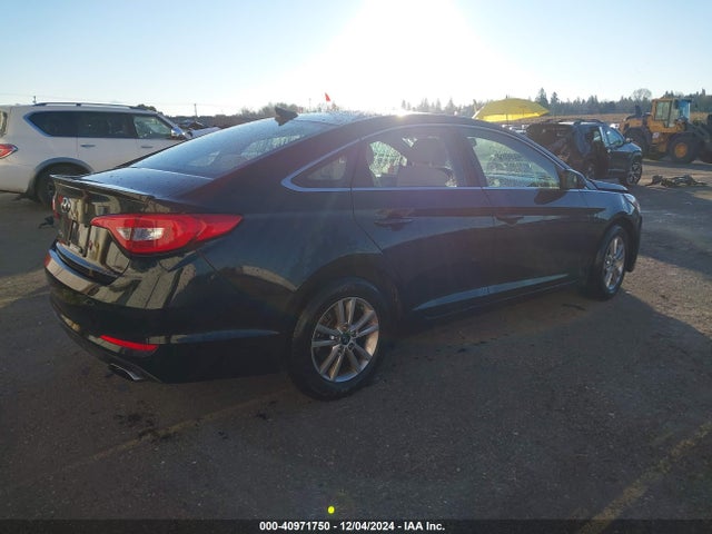 Hyundai SONATA SE 2015 5NPE24AF4FH004364 Image 4