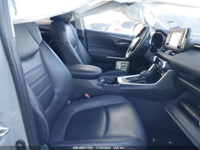 2T3C1RFV4LW071476 Toyota Rav4 Xle Premium