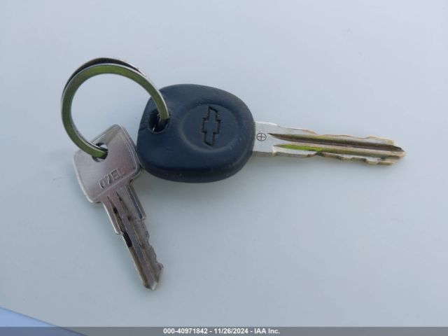 2G1WB5E30G1102037 Chevrolet Impala Limited Lt