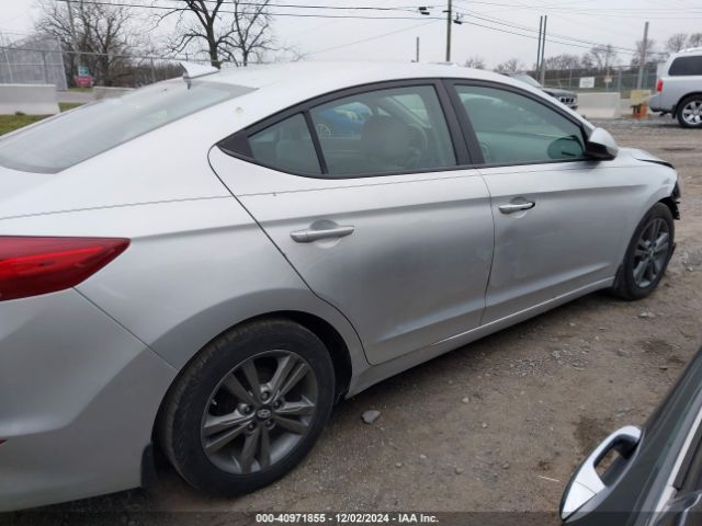 5NPD84LF3HH061178 Hyundai ELANTRA SE