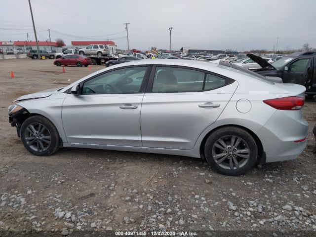 5NPD84LF3HH061178 Hyundai ELANTRA SE