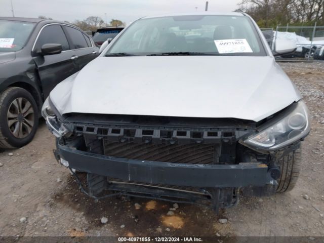 5NPD84LF3HH061178 Hyundai ELANTRA SE