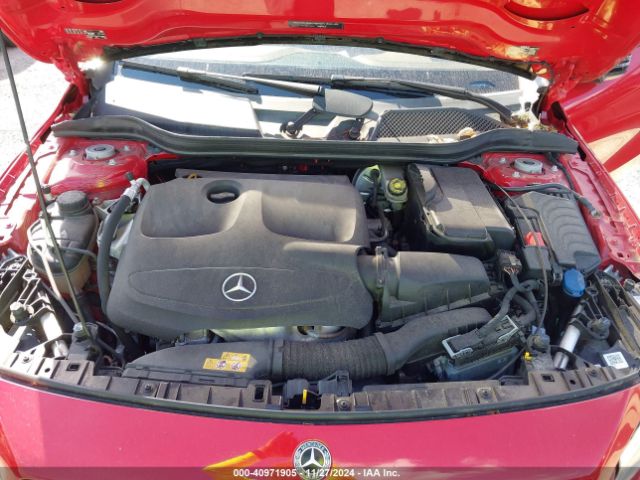 WDCTG4EB7JJ483356 Mercedes-Benz GLA 250