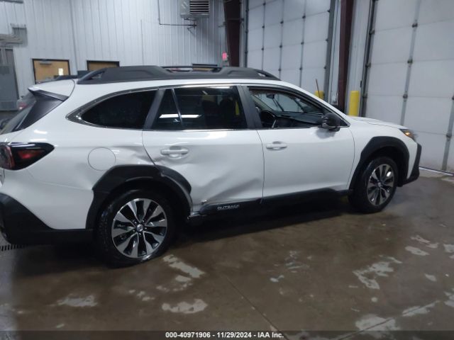4S4BTANC7R3244096 Subaru Outback Limited