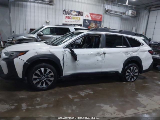 4S4BTANC7R3244096 Subaru Outback Limited