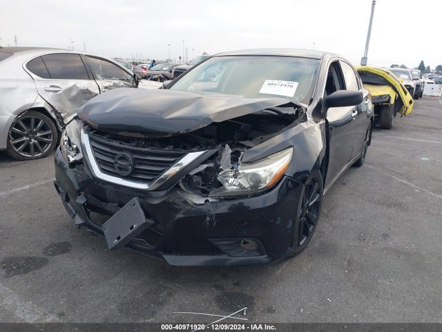 Nissan Altima 2.5 Sr 2018 1N4AL3AP2JC221162 Image 2