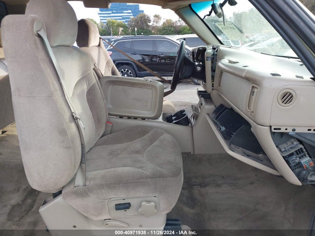 2001 Gmc Sierra 2500hd Sle მანქანა იყიდება აუქციონზე, vin: 1GTHC29U61E148640, აუქციონის ნომერი: 40971938
