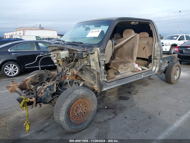 2001 Gmc Sierra 2500hd Sle მანქანა იყიდება აუქციონზე, vin: 1GTHC29U61E148640, აუქციონის ნომერი: 40971938
