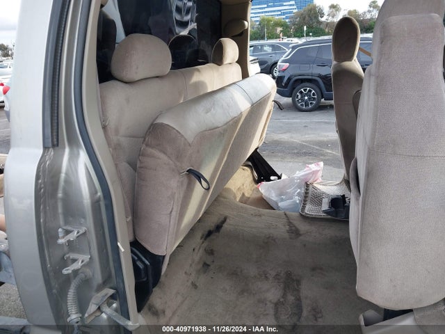 2001 Gmc Sierra 2500hd Sle მანქანა იყიდება აუქციონზე, vin: 1GTHC29U61E148640, აუქციონის ნომერი: 40971938