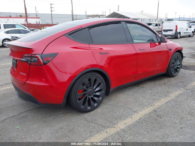 7SAYGDEF5PF787822 Tesla Model Y Performance Dual Motor All-wheel Drive