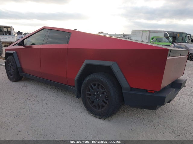 2024 TESLA CYBERTRUCK 7G2CEHED6RA010128 Photo 2