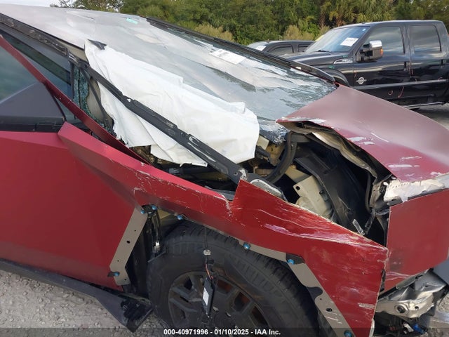2024 TESLA CYBERTRUCK 7G2CEHED6RA010128 Photo 5