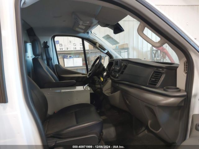 1FTBR1Y8XNKA39852 Ford Transit-250 Cargo Van