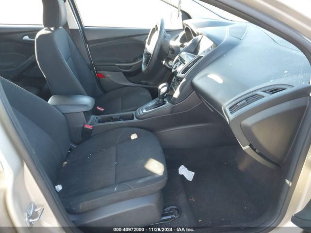 1FADP3M25HL282257 Ford FOCUS SEL