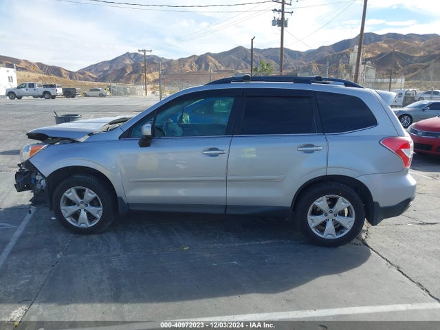 Subaru Forester 2.5i Limited 2016 JF2SJARC5GH526369 Image 14