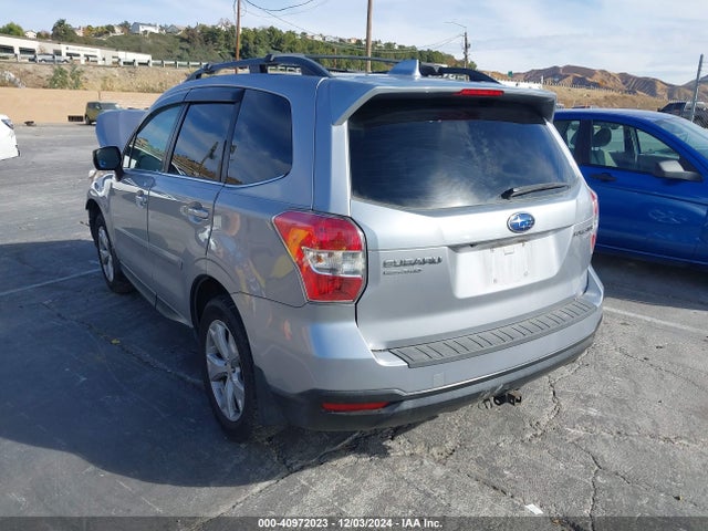 Subaru Forester 2.5i Limited 2016 JF2SJARC5GH526369 Image 3