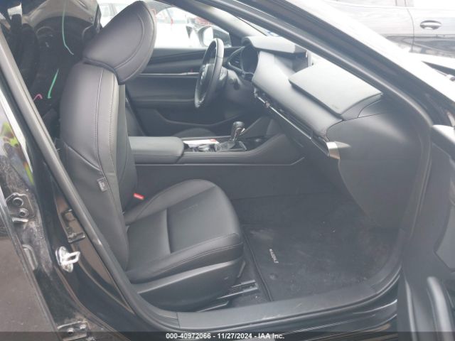 JM1BPAKM8S1754013 Mazda Mazda3 2.5 S Select Sport