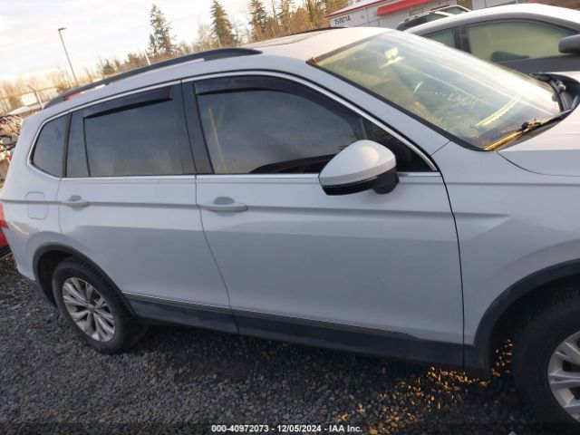 3VV2B7AXXJM121562 Volkswagen Tiguan 2.0t Se/2.0t Sel