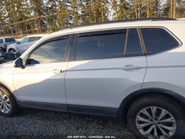 3VV2B7AXXJM121562 Volkswagen Tiguan 2.0t Se/2.0t Sel