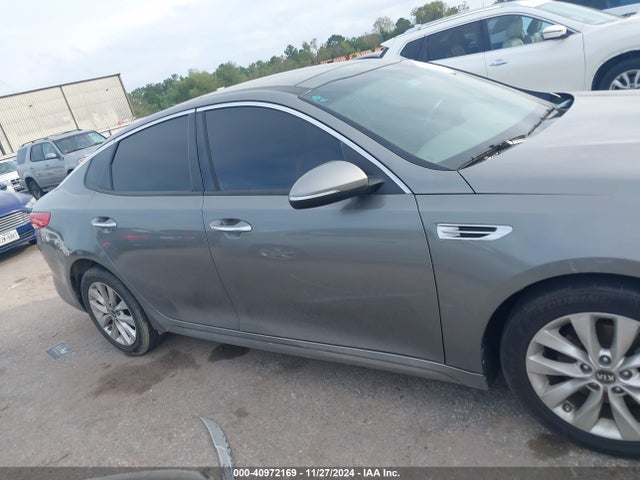 KIA OPTIMA EX 2018 5XXGU4L38JG186578 Image 13